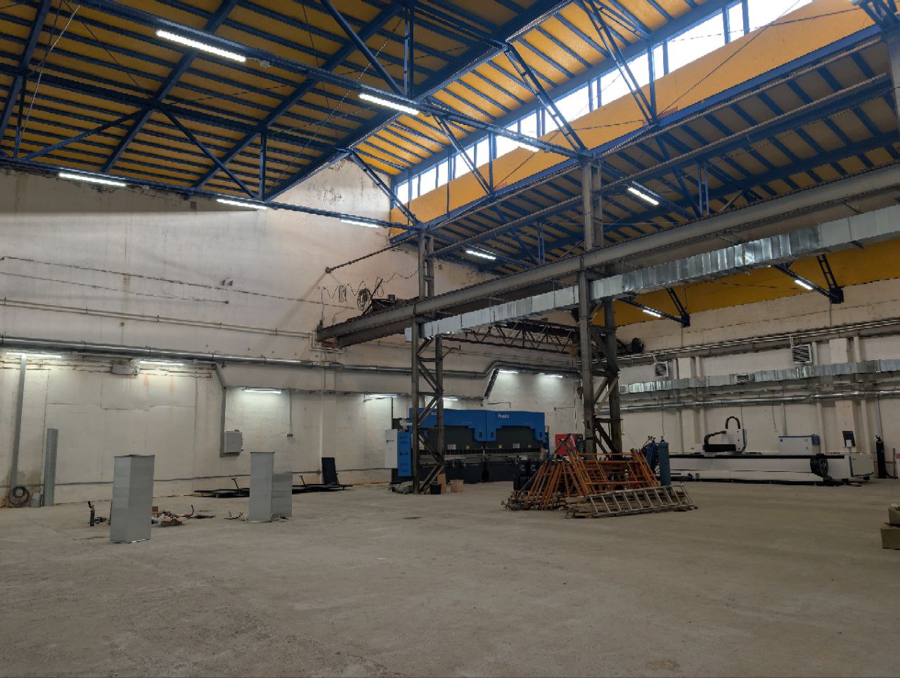 Фото завода