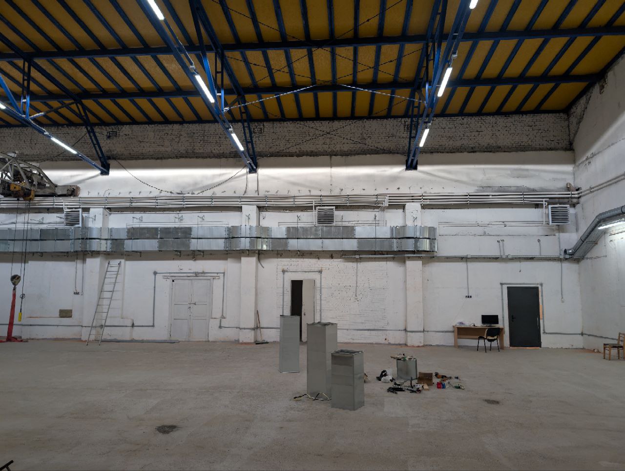 Фото завода