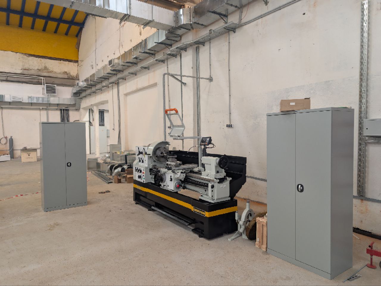 Фото завода